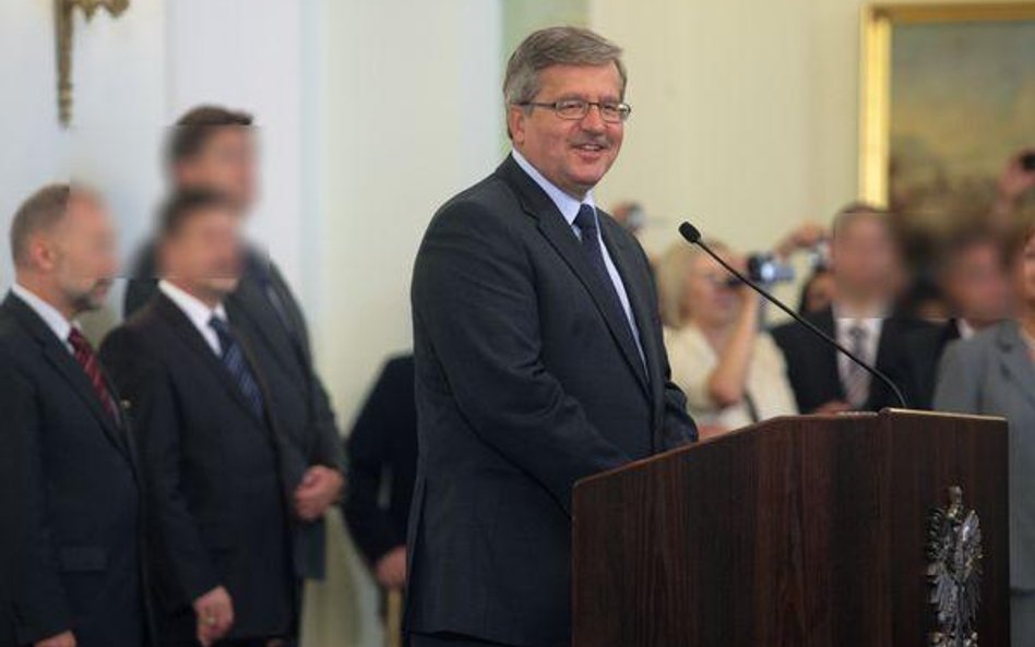 Prezydent wręczył akty powołania 30 sędziom