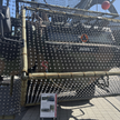 Lekki opancerzony transporter rozpoznawczy Bóbr-3 z siatką antydronową na targach MSPO 2026