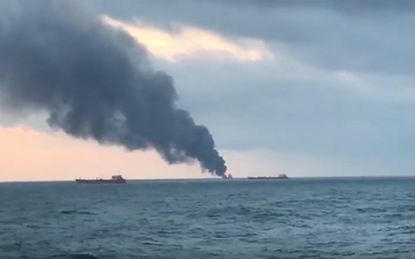Wybuchy statków na Krymie. Załogi musiały skakać do morza