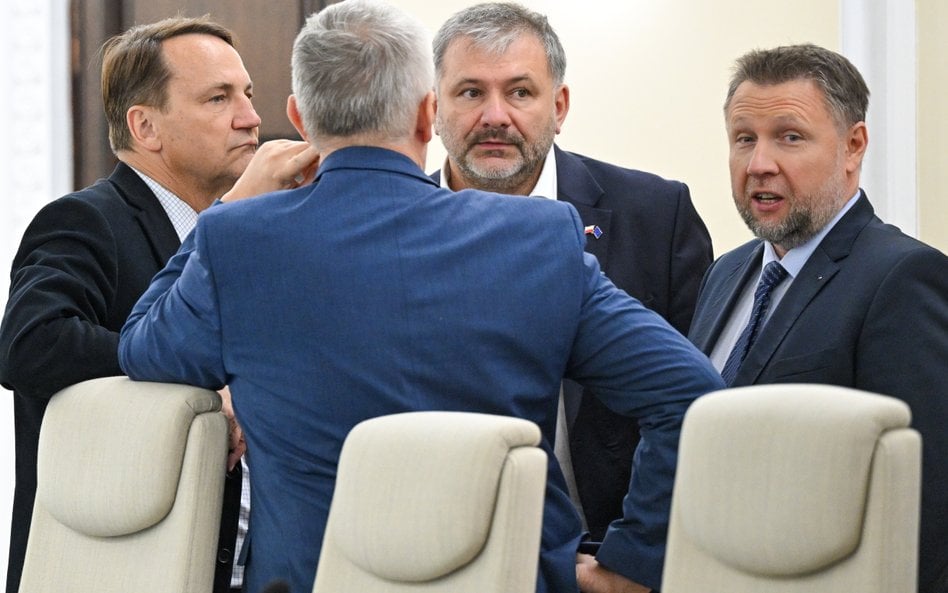 Sławomir Wikariak: Najmniej sensowna praca świata