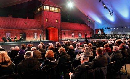 W uroczystościach rocznicowych wzięło udział ponad 200 ocalałych z Holokaustu