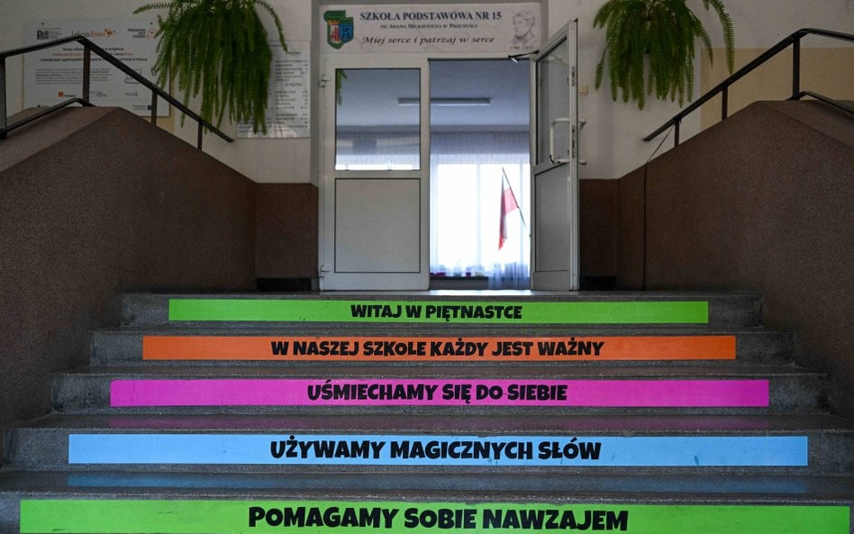 W polskich szkołach brakuje młodych nauczycieli