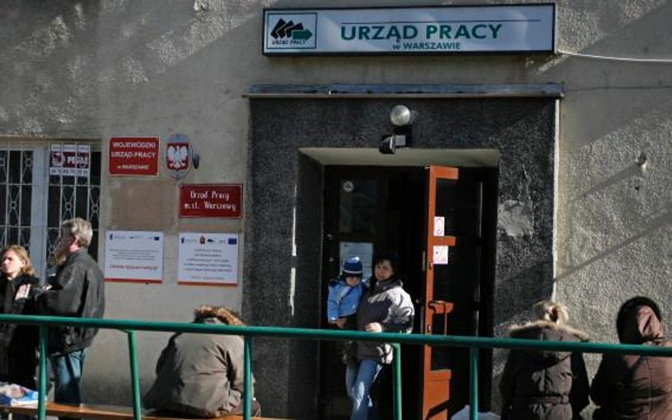 Urząd pracy sprawdza klientów niczym komercyjny bank
