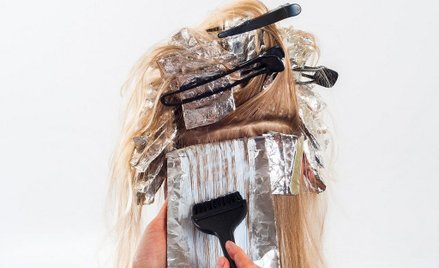 Farbowanie włosów może sprzyjać rakowi piersi?