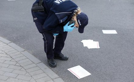 W Głogowie znaleziono dziś kilkanaście kart, które wyglądały jak część pakietu wyborczego. Sprawę ba