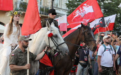 Drugi Marsz "Dmowski na Zamek". Wydarzenie zorganizowała Polska Narodowa Rada Kamratów
