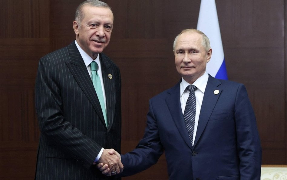 Putin i Erdogan podczas konferencji na temat interakcji i środków budowy zaufania w Azji (CICA) w As