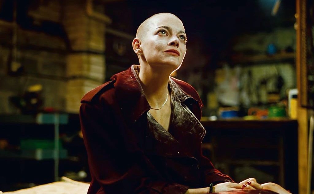 „Bugonia”: Planeta ludzi i kosmitów