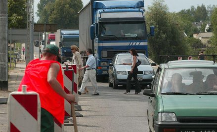 Korki w Łodzi. PiS wykorzystuje remonty w kampanii