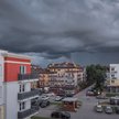 W piątek i sobotę w wielu regionach duże zachmurzenie i intensywne opady deszczu