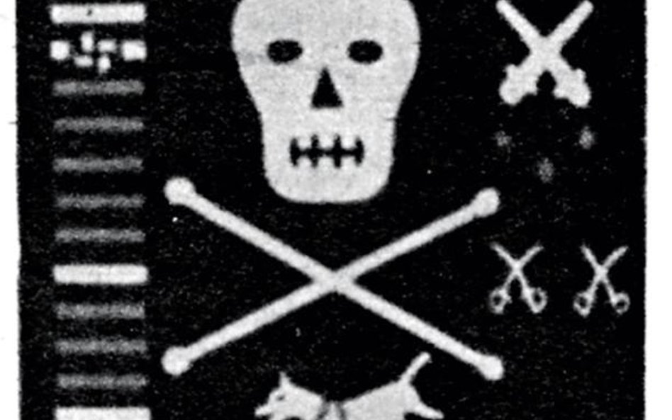 „Piracka” flaga z okrętu podwodnego ORP „Dzik”