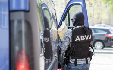 W ubiegłym tygodniu ABW zatrzymała pięć osób, w tym Ukraińców i Rosjanina z kanadyjskim paszportem, 