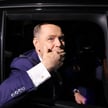 Prezydent elekt Karol Nawrocki po spotkaniu z prezydentem RP Andrzejem Dudą w Pałacu Prezydenckim w 