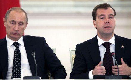 Premier i prezydent Rosji - Władymir Putin i Dmitrij Miedwiediew