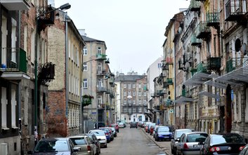 Zabudowa ulicy Małej to zabytki ocalałe z pożogi II Wojny Światowej