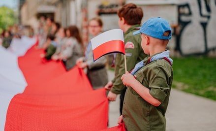 Szkoły czekają zmiany. Sejm uchwalił ustawę o wychowaniu patriotycznym