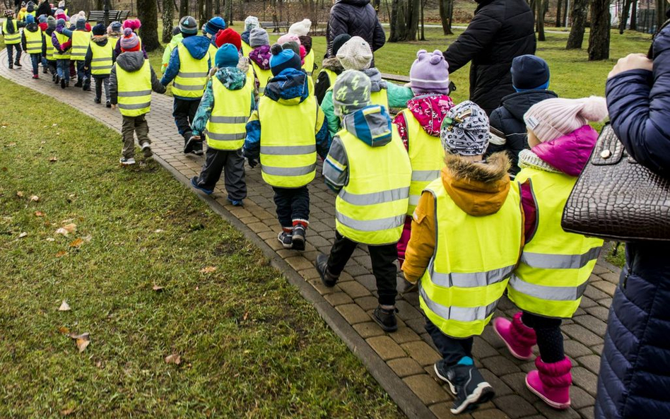 Nauczyciele porzucają etaty w przedszkolach