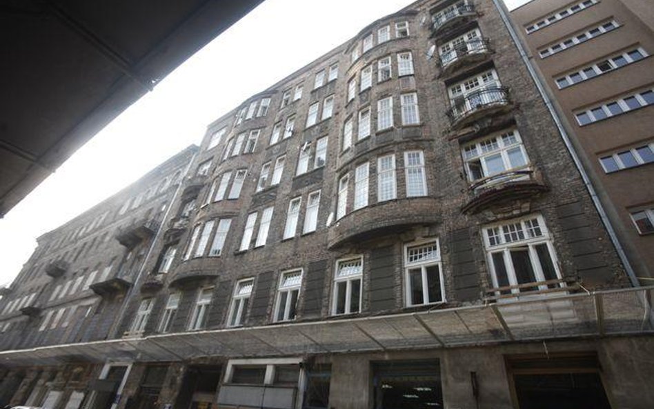 Gmina tak jak inni właściciele lokali we wspólnocie musi pokrywać wszystkie koszty związane z utrzym