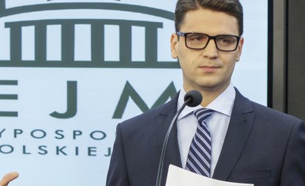 Były poseł PiS na czele holdingu obronnego