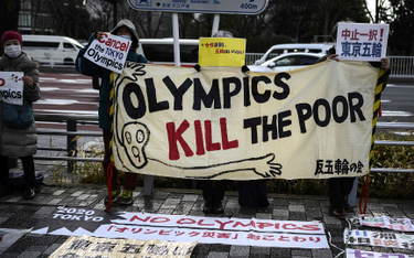 Czterech na pięciu Japończyków chce przełożenia lub odwołania igrzysk olimpijskich w Tokio