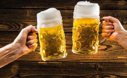 Duże jasne tylko nocą