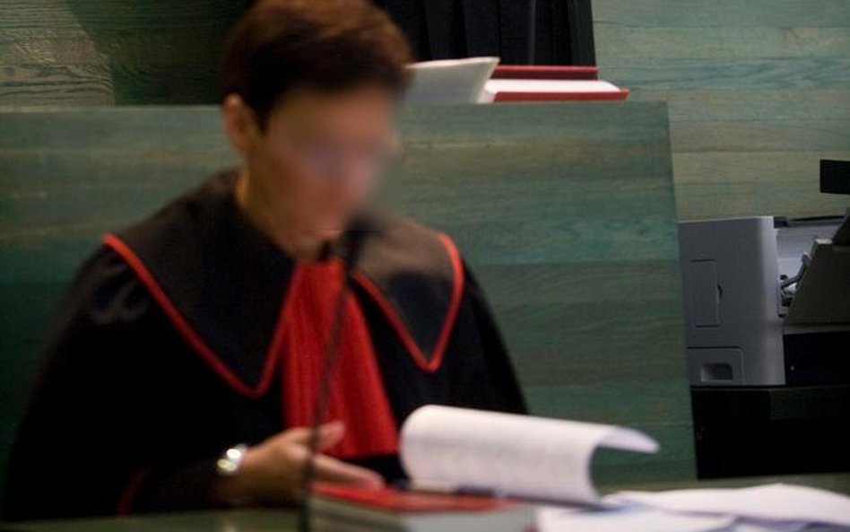 Sądu Najwyższy: Prokurator nie może okazywać obrońcy lekceważenia