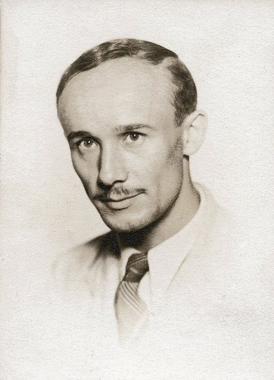 Edward Serwański „Mietek” (1912–2000) – polski historyk, polityk i działacz społeczny, autor m.in. „