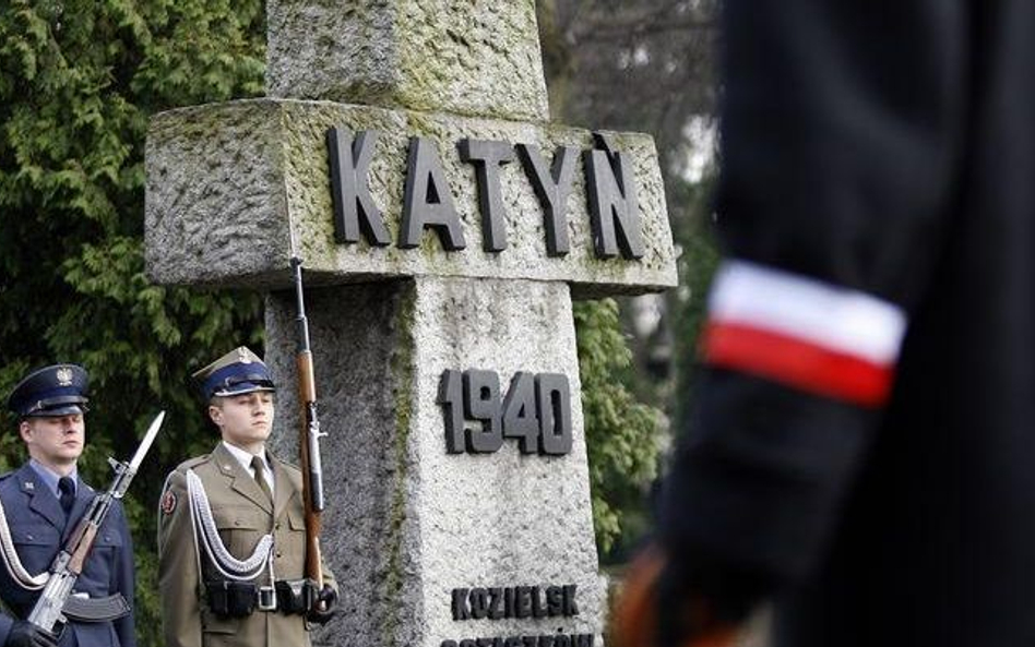 Poznań: Rocznica zbrodni katyńskiej z apelem smoleńskim