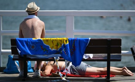 Sondaż: Z powodu rosnących cen ponad połowa Polaków zrezygnowała z wakacji