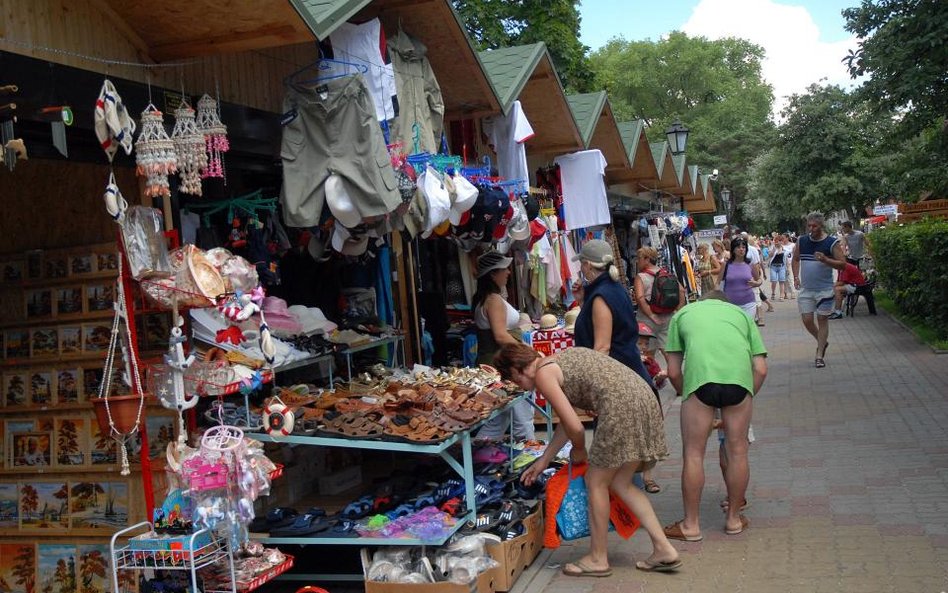 Sąd: centrum Mielna bez straganów