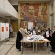 Podolsk pod Moskwą. Komisja wyborcza liczy głosy