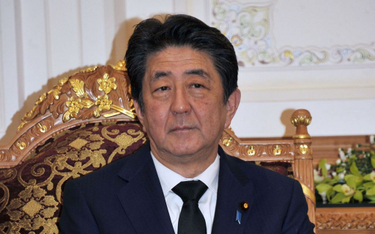 Premier Japonii: Przyspieszymy rozmowy, podpiszemy traktat pokojowy z Rosją