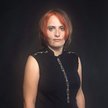 Anna Kańtoch nie jest niewolnikiem wykreowanych przez siebie postaci: porzuca je, bawi się nimi, zmi
