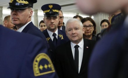 Jarosław Kaczyński w polityce międzynarodowej jest człowiekiem pióra a nie czynu
