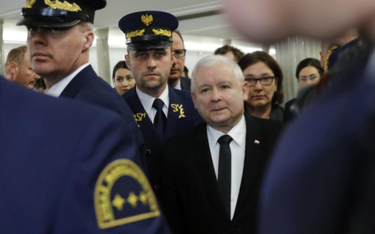 Jarosław Kaczyński w polityce międzynarodowej jest człowiekiem pióra a nie czynu