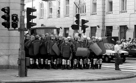 Między Sierpniem a młotem: film Adama Kinaszewskiego