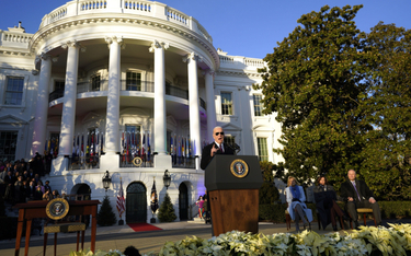 Prezydent Joe Biden chce utrzymać przewagę USA w dziedzinie technologii i obronności.