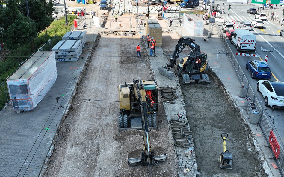 Tory na wysokości przystanków w Alejach Jerozolimskich także zostały rozebrane