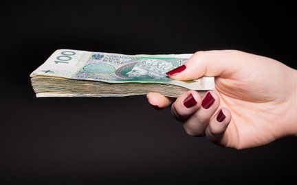 27 mld zł w dwa miesiące. Polacy trzymają pieniądze „pod ręką”