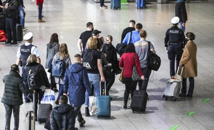 Wielka Brytania na liście kierunków zakazanych do stycznia