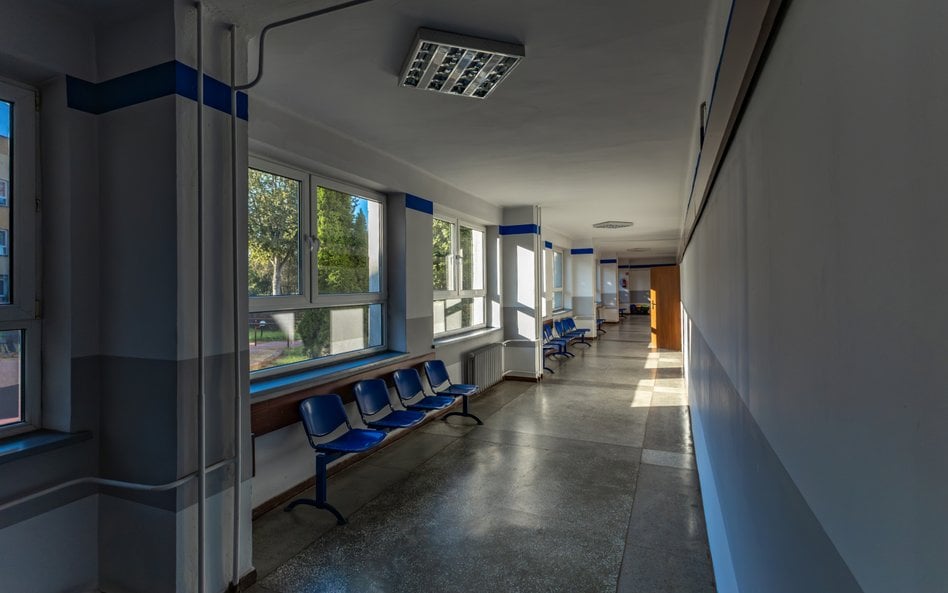 Pacjenci muszą czekać na badania nawet 2 lata. Terminy na kolonoskopię na 2028 r.