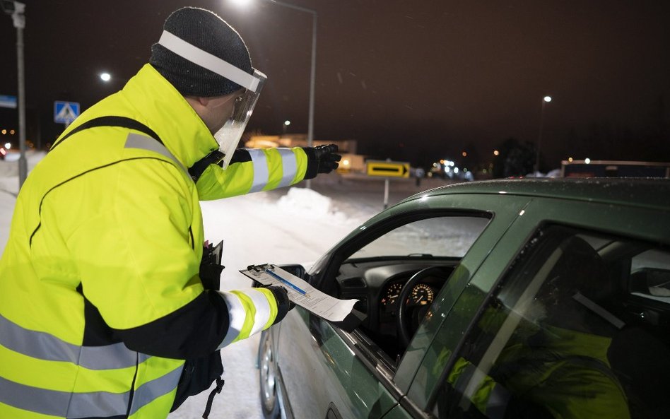 Szwecja będzie wymagała negatywnego testu na COVID-19