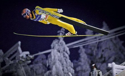 Austriak Andreas Kofler na skoczni Ruka latał najdalej w konkursie drużynowym i indywidualnym (fot. 