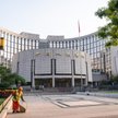 Chiny tną stopy, Hang Seng mocno zyskuje