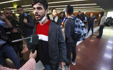 Imigranci powracający z Białorusi na lotnisku w Bagdadzie