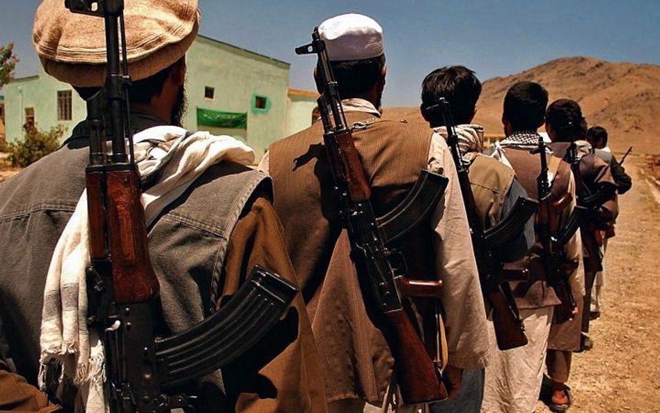 Rosja rozważa sprzedaż armii afgańskiej kałasznikowów, które stały się popularną bronią po inwazji w