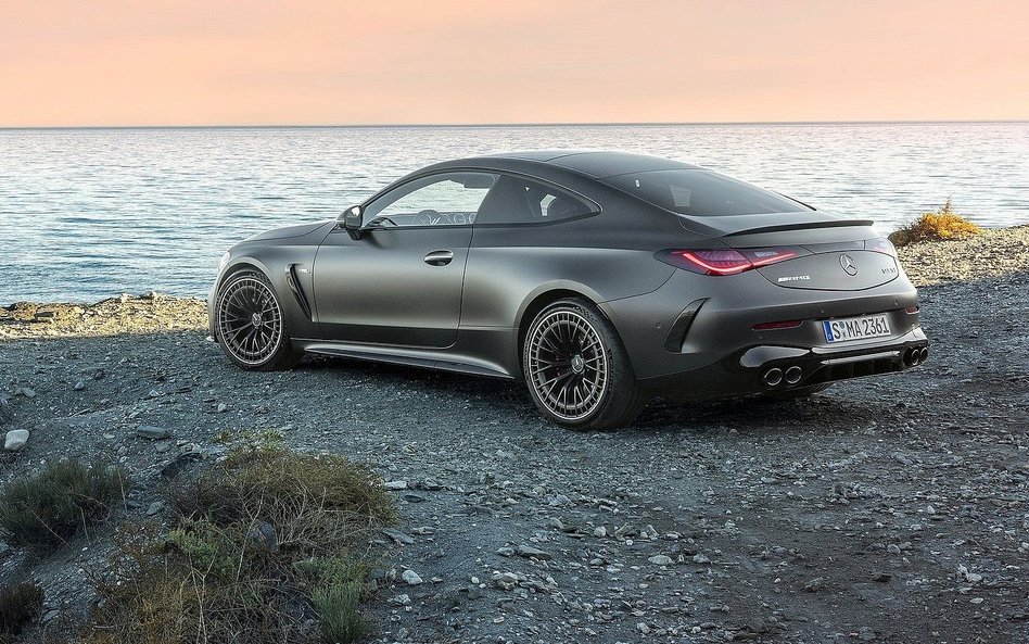Mercedes w Coupe AMG nie powtórzył błędu z limuzyny. Ten model ma 6-cyl. silnik