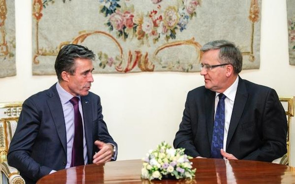 Na zdjęciu: Bronisław Komorowski oraz szef NATO Anders Fogh Rasmussen