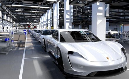 Porsche rzuca wyzwanie Google i Apple