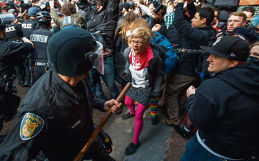 Młodzi zwolennicy Occupy Wall Street chcieli walczyć o „zmianę systemu”